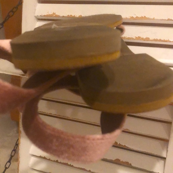 Rampage size 6 sandal - Picture 7 of 7